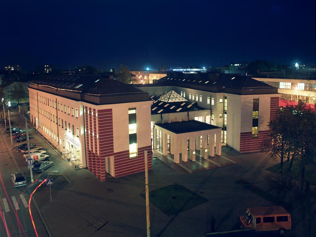 Pan Tadeusz Hotel Вилнюс Екстериор снимка