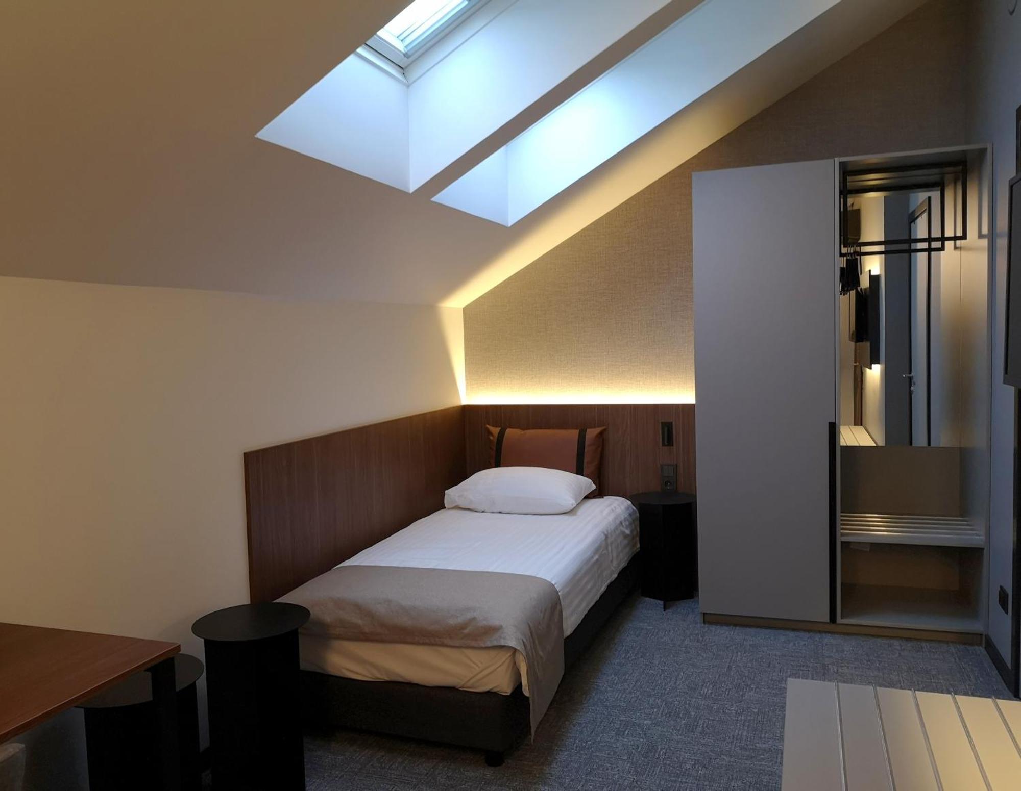 Pan Tadeusz Hotel Вилнюс Екстериор снимка