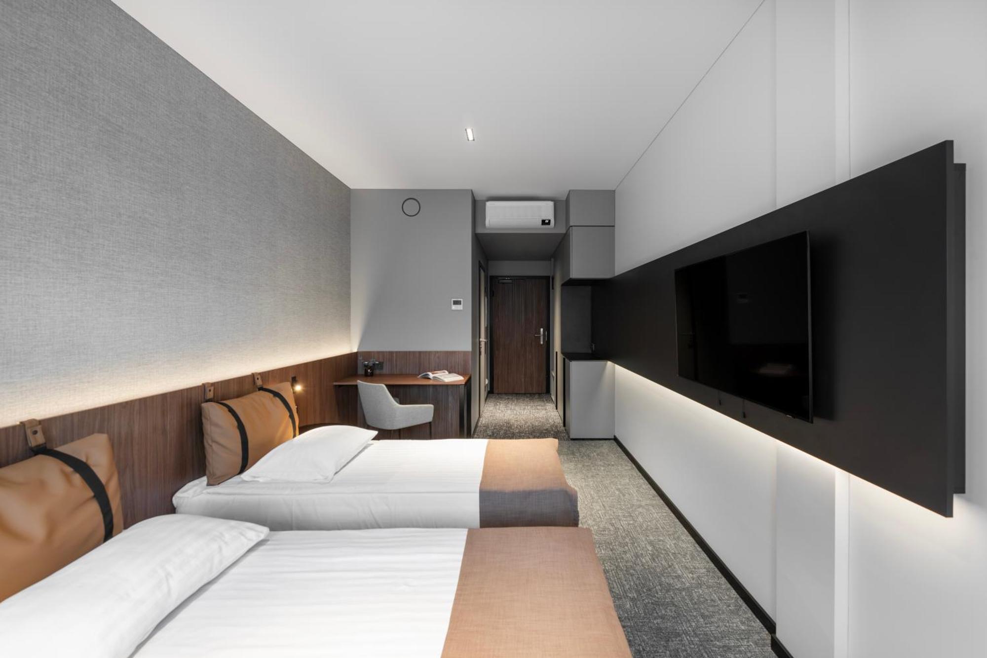Pan Tadeusz Hotel Вилнюс Екстериор снимка
