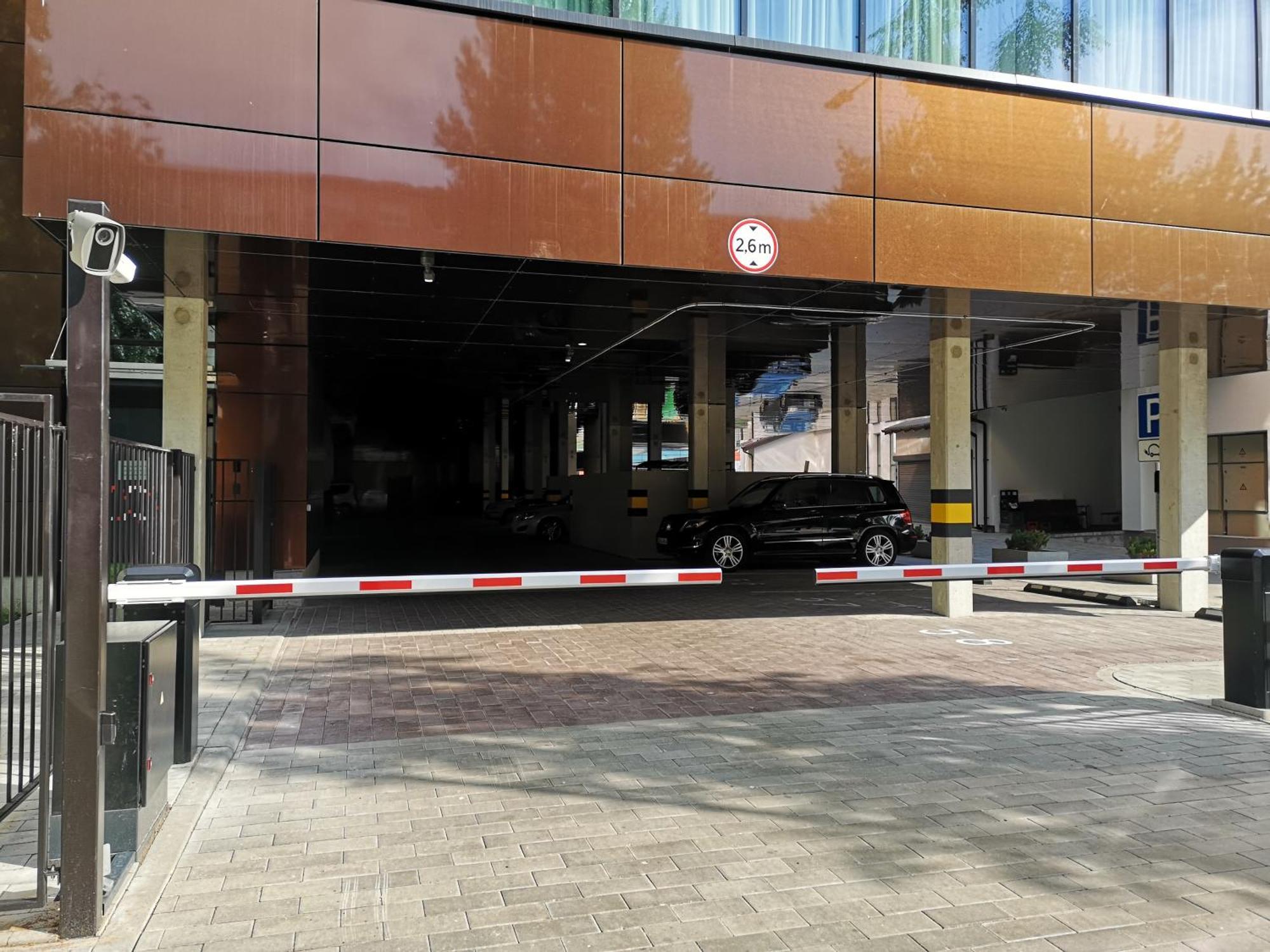 Pan Tadeusz Hotel Вилнюс Екстериор снимка