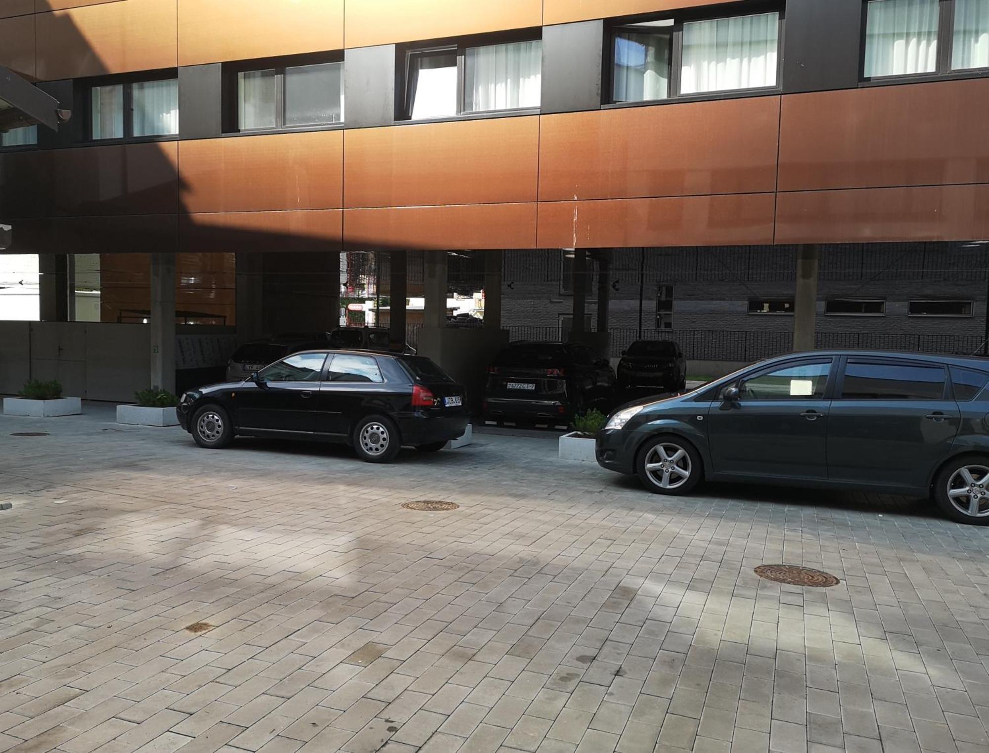 Pan Tadeusz Hotel Вилнюс Екстериор снимка